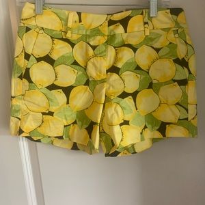 Ann Taylor Shorts NWT 4 1/2 inseam Lemon pattern